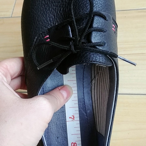 Camper leather Like new Flats loafers size 6 black - Picture 6 of 10